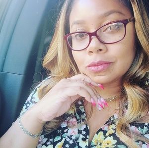 Meet your Posher, Regail